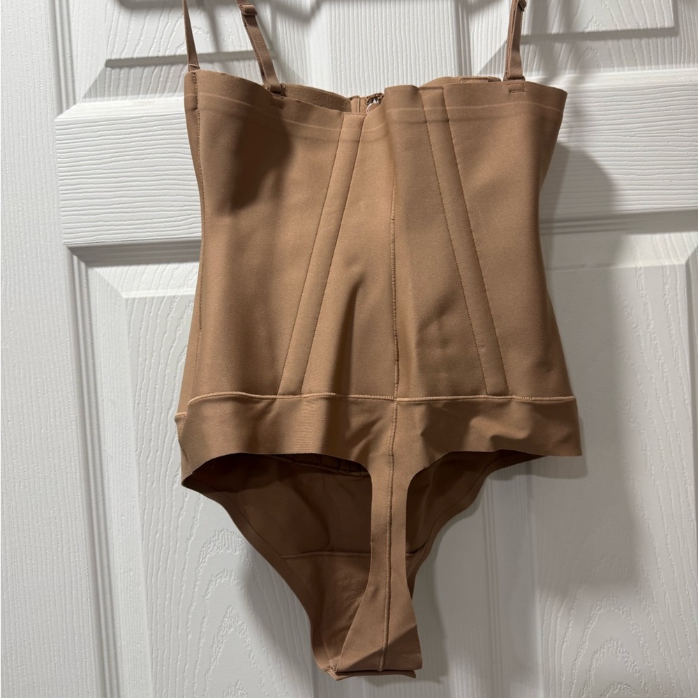 SKIMS Waist Cincher Bodysuit - Nude Brown